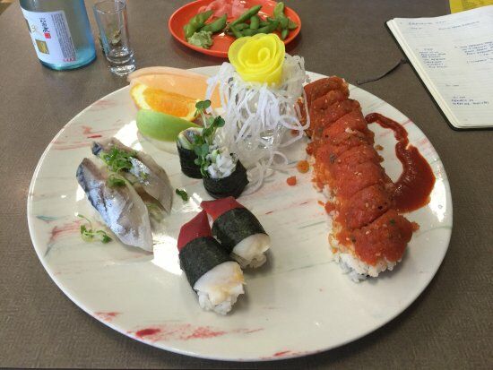 Hanaya Sushi Cafe